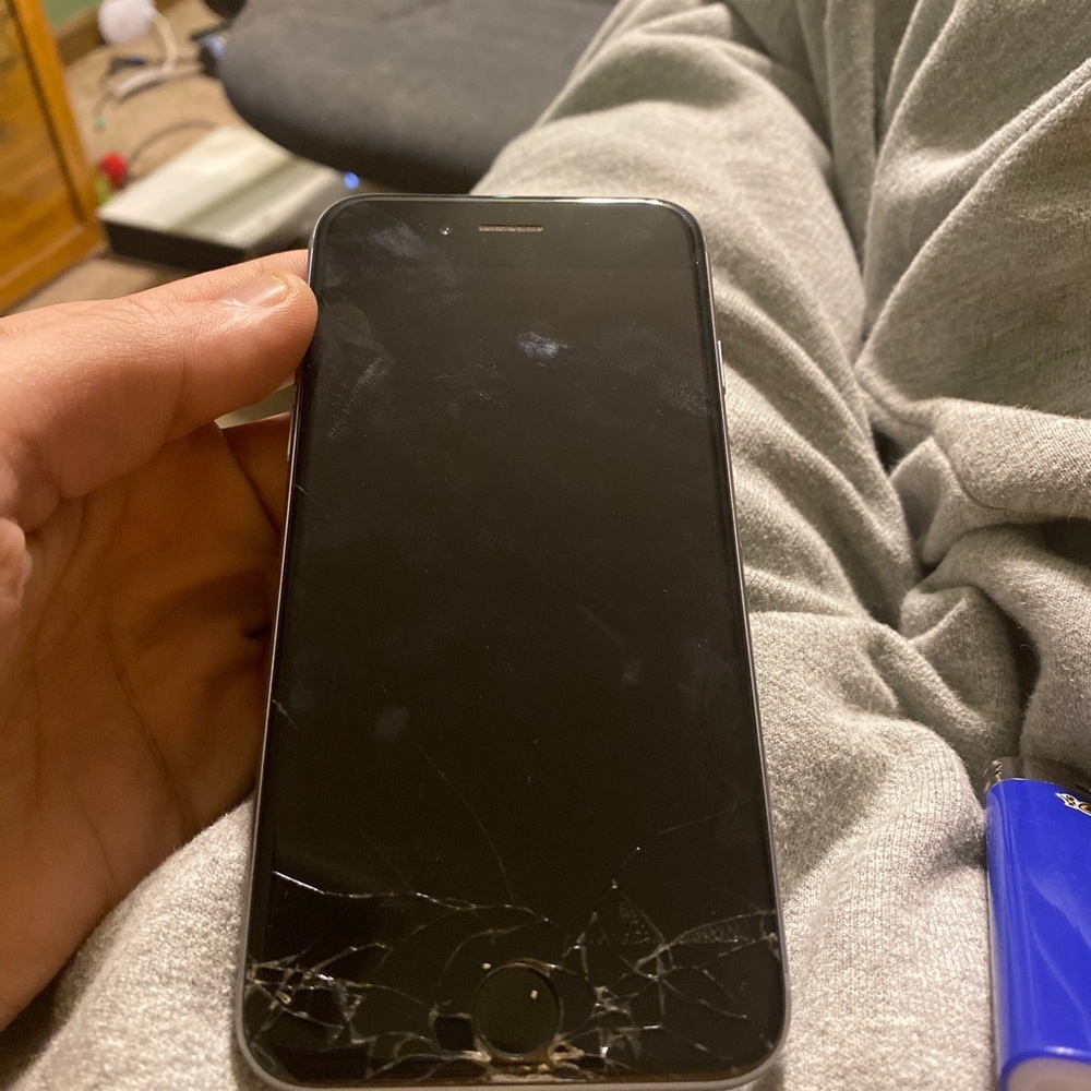 iPhone 6 broken turns on needs fixed or parted out